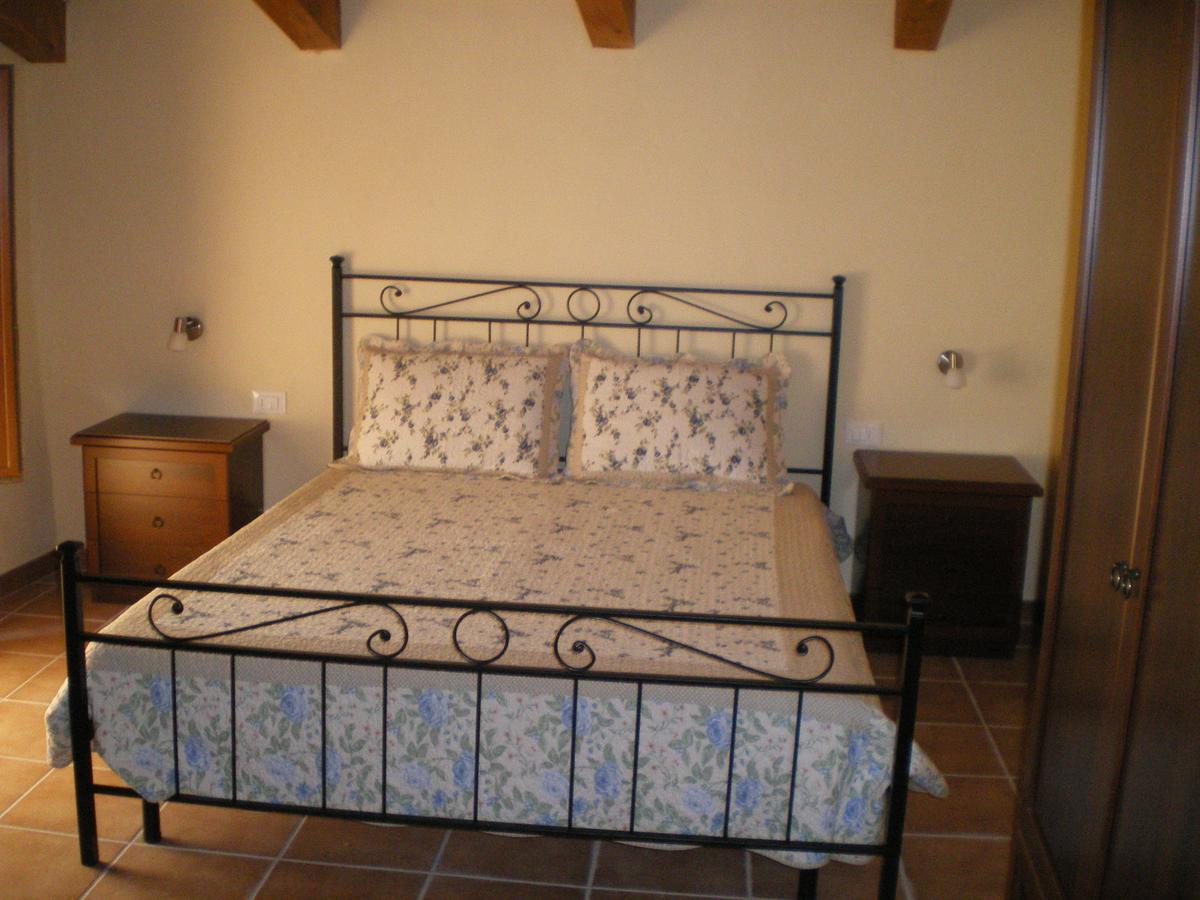 Villa Rosamaria San Chirico Raparo Стая снимка